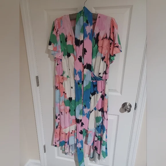 Ava & Viv Pastel Abstract Print Dress - Picture 4 of 5